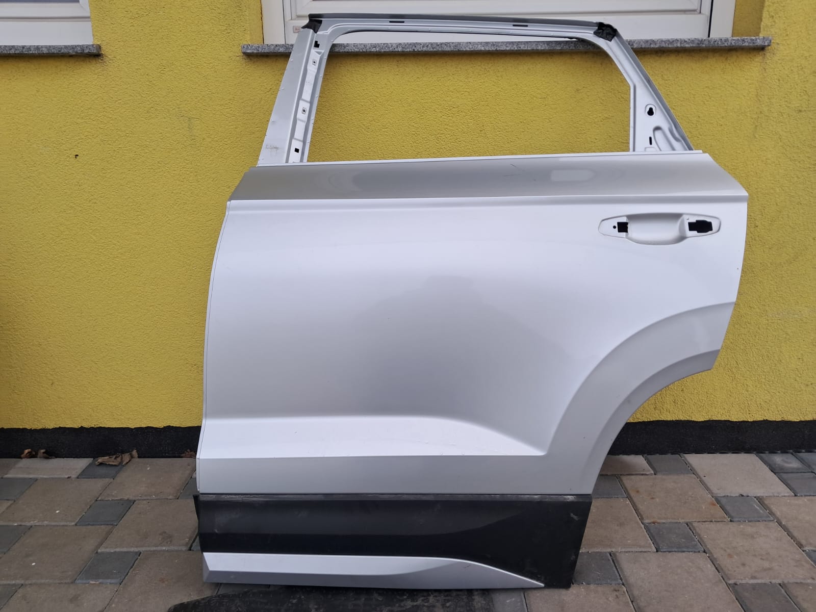 575833051H 575833051J Seat Ateca / Skoda Karoq Tür Hinten Links
