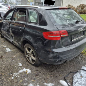 Audi A3 2010 1.2 Benzin nur für Ersatzteile