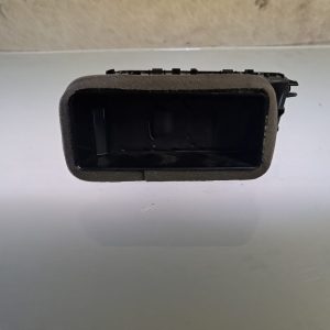 2K8819203LXGK Lüftungsdüse VW Caddy