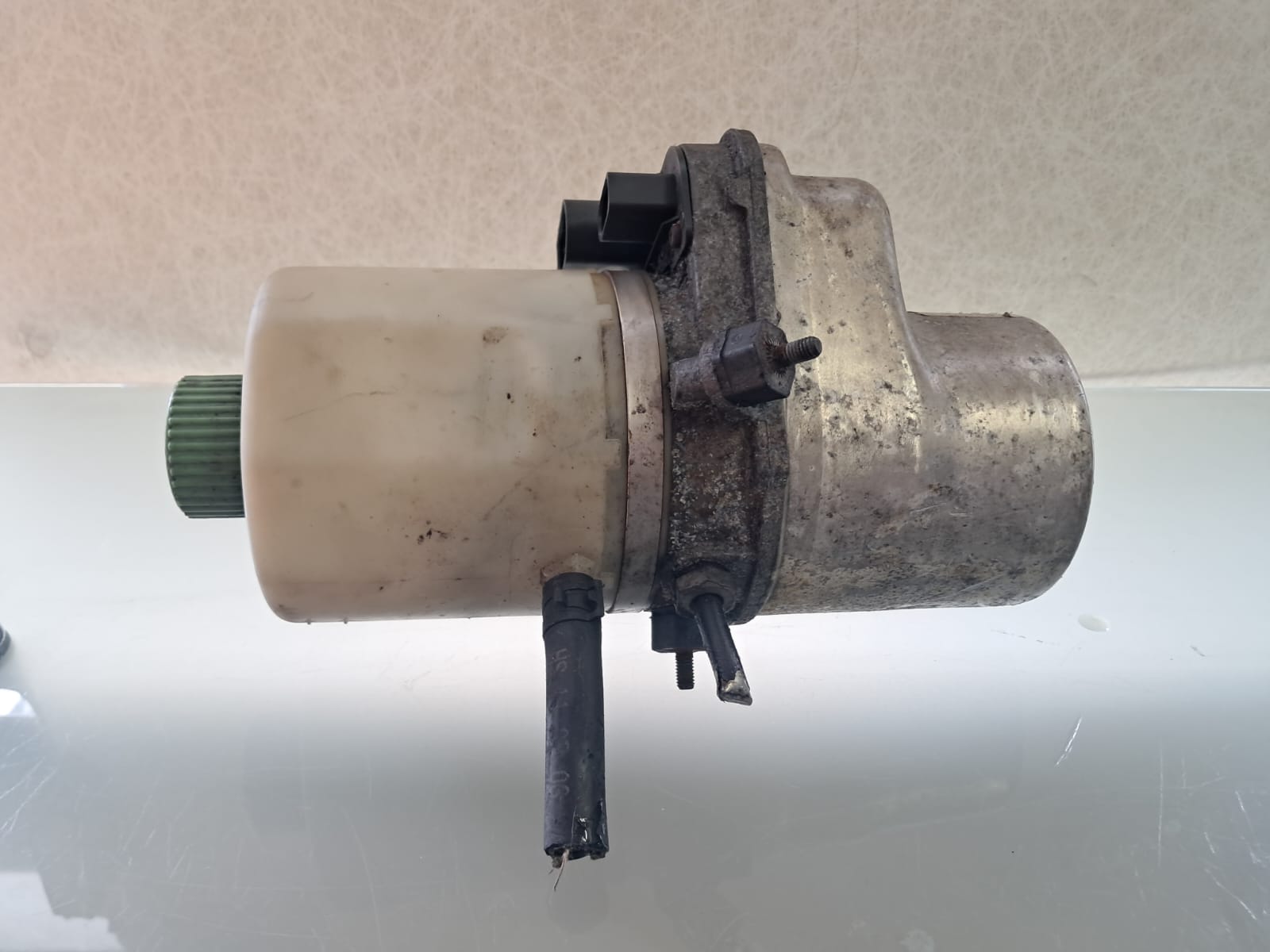 6R0423156B Elektrische Servopumpe TRW